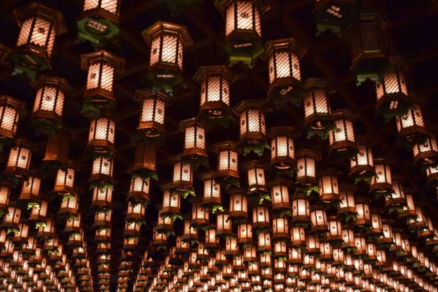 夜景光暈示意
