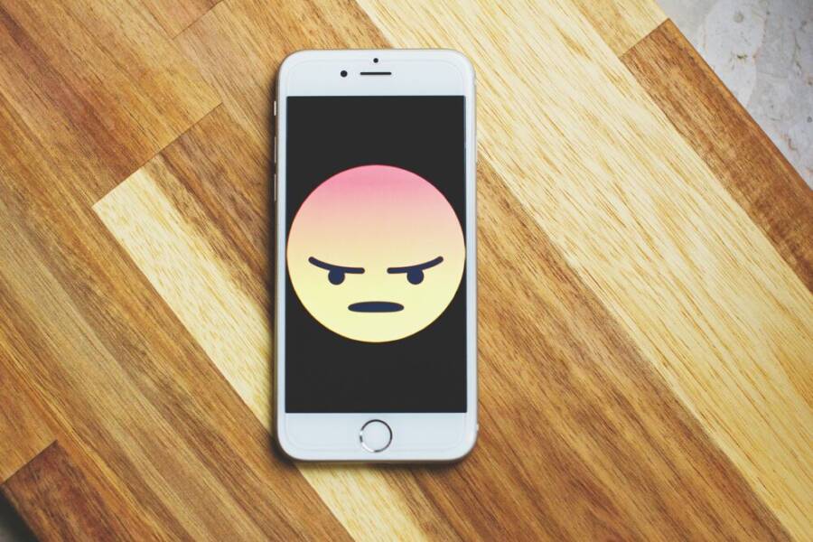 手機螢幕與情境互動